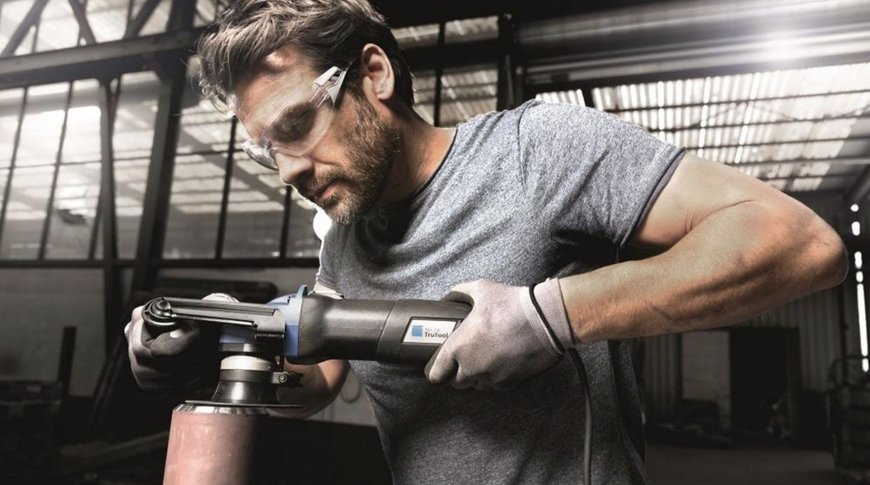 Neue Kantenfräse für Fasen bis sieben Millimeter